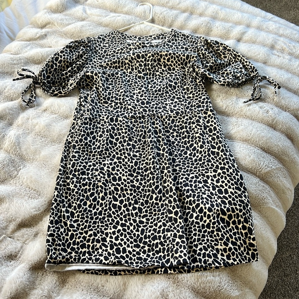 Never worn animal, print dress with puff sleeve detail